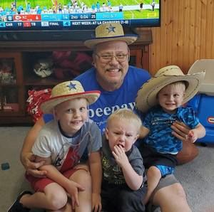 Meet your Posher, Bret